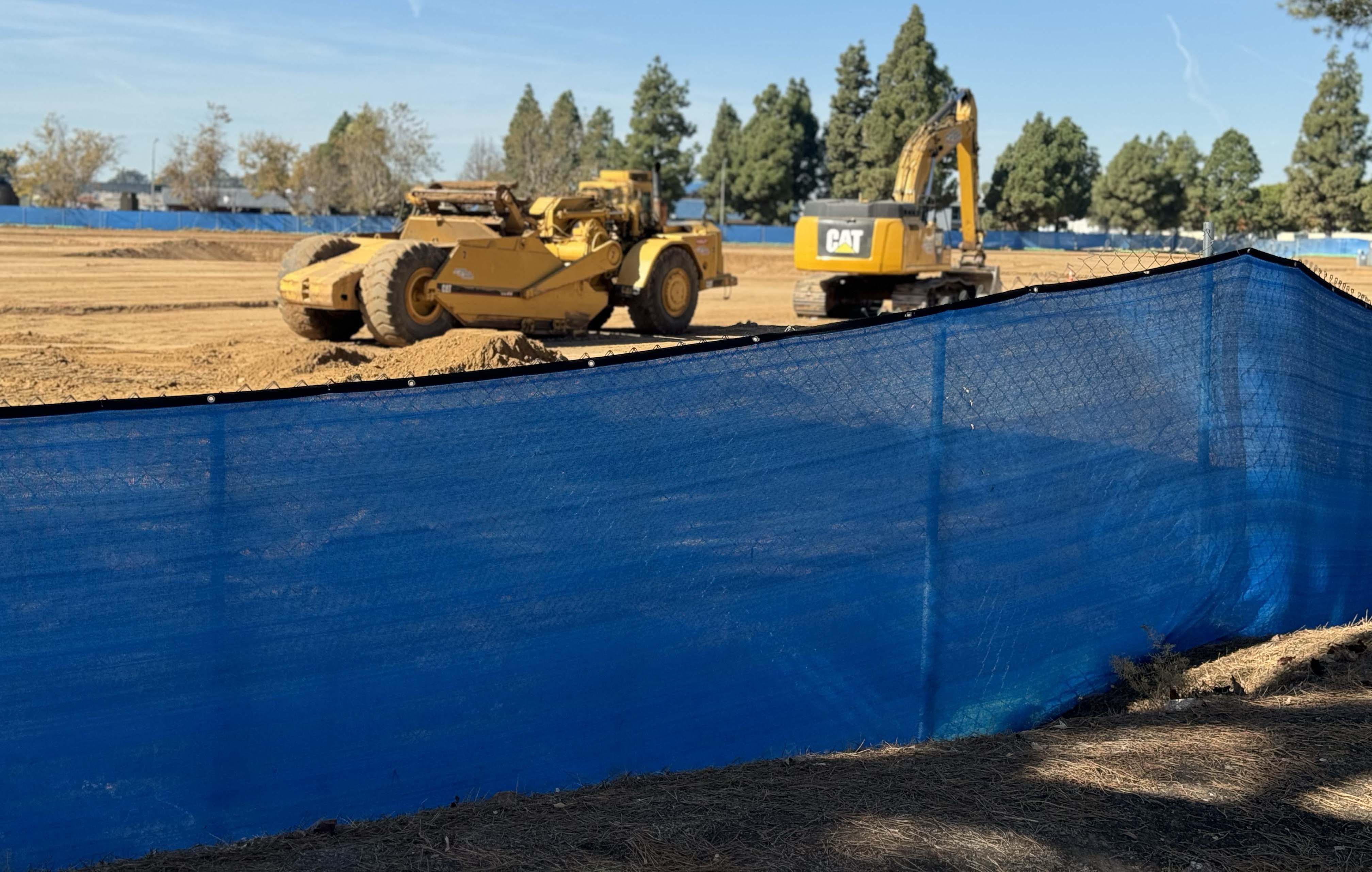 Lakewood temporary fences.